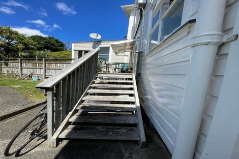 Photo of property in 23 Nairn Street, Mount Cook, Wellington, 6011
