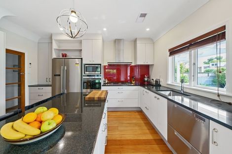 Photo of property in 14 Myrtle Street, Hutt Central, Lower Hutt, 5010