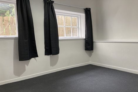 Photo of property in 1 Baring Street, Oriental Bay, Wellington, 6011