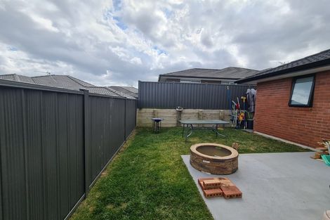 Photo of property in 16 Watene Way, Welcome Bay, Tauranga, 3112