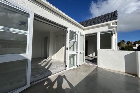 Photo of property in 274 Lake Road, Hauraki, Auckland, 0622