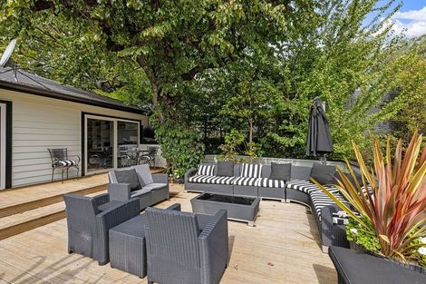 Photo of property in 2 Crichton Terrace, Cashmere, Christchurch, 8022