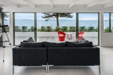 Photo of property in E/5 The Esplanade, Eastern Beach, Auckland, 2012