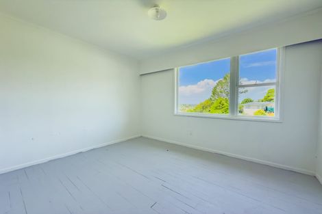 Photo of property in 305 Don Buck Road, Massey, Auckland, 0614