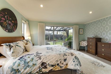 Photo of property in 30 Waenga Drive, Cromwell, 9310