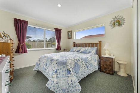Photo of property in Trackside Villas, 7/91 Mako Mako Road, Levin, 5510