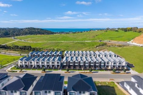 Photo of property in 10/23 Makomako Drive, Orewa, 0931