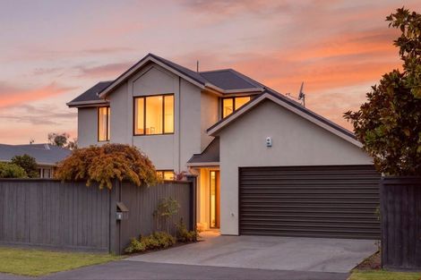 Photo of property in 8 Nicholls Street, Richmond, Christchurch, 8013