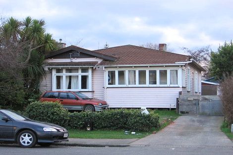 Photo of property in 14 Matipo Street, Takaro, Palmerston North, 4410