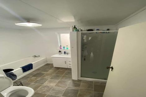 Photo of property in 115 Glenmore Street, Kelburn, Wellington, 6012