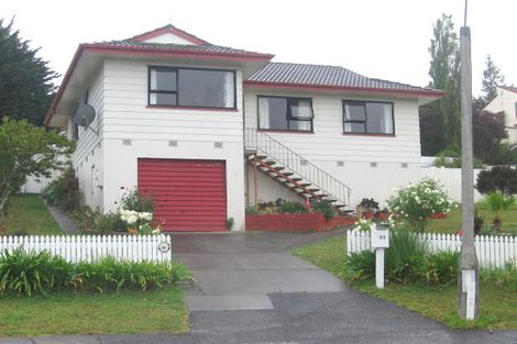 Photo of property in 13 Kupari Place, Totara Vale, Auckland, 0629