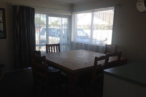 Photo of property in 70 Langley Avenue, Milson, Palmerston North, 4414