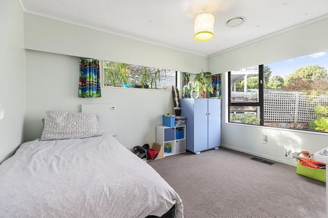 Photo of property in 24 Eskdale Road, Papakowhai, Porirua, 5024