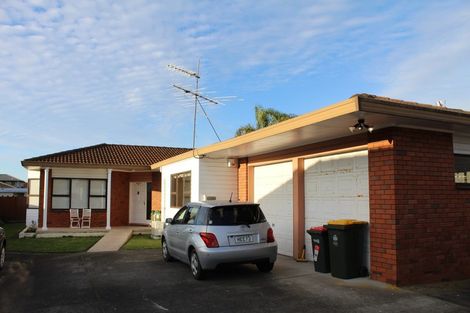 Photo of property in 2/16 Philip Street, Papatoetoe, Auckland, 2025