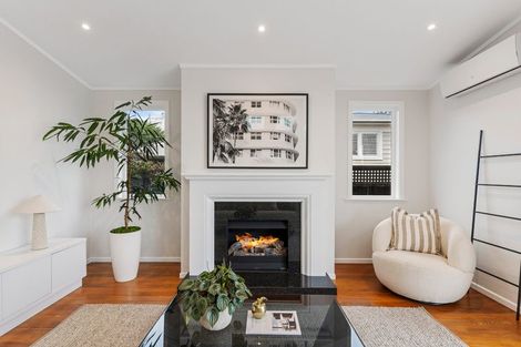 Photo of property in 2/12 Francis Street, Hauraki, Auckland, 0622