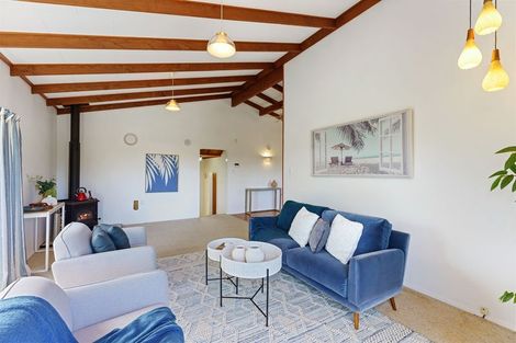 Photo of property in 7 Napier Grove, Waikanae Beach, Waikanae, 5036