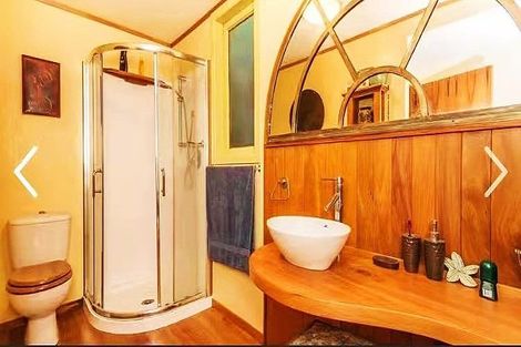 Photo of property in 30 Ocean View Road, Huia, Auckland, 0604