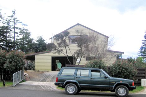 Photo of property in 113 Chevron Crescent, Whangamata, 3620