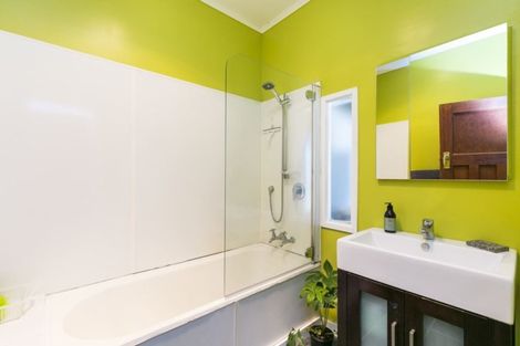 Photo of property in 53 Rex Street, Miramar, Wellington, 6022