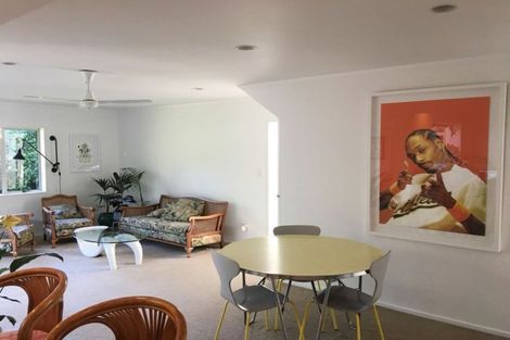 Photo of property in 237a Point Chevalier Road, Point Chevalier, Auckland, 1022