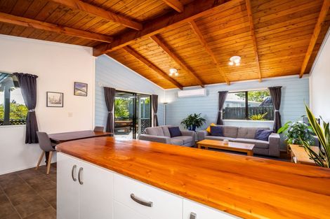 Photo of property in 7 Johnson Lane, Haruru, 0204