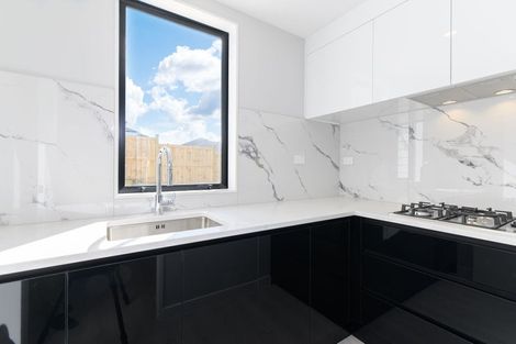 Photo of property in 5 Kate Duncan Drive, Swanson, Auckland, 0614