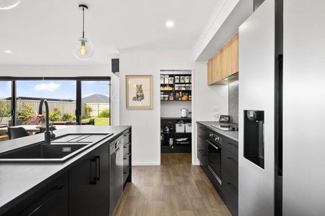 Photo of property in 16 Crossley Avenue, Woodend, 7610