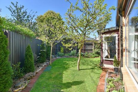 Photo of property in 2/33 Studholme Street, Somerfield, Christchurch, 8024