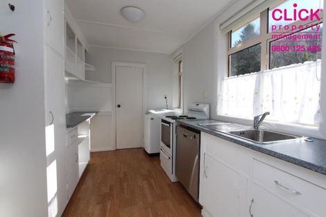 Photo of property in 50 Adderley Terrace, Ravensbourne, Dunedin, 9022