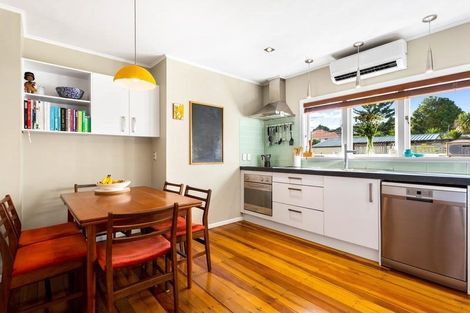 Photo of property in 1/68 Routley Drive, Glen Eden, Auckland, 0602