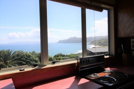 Photo of property in 18 Seavill Park Road, Kuaotunu West, Whitianga, 3592