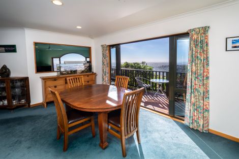 Photo of property in 33 Harry Ell Drive, Cashmere, Christchurch, 8022