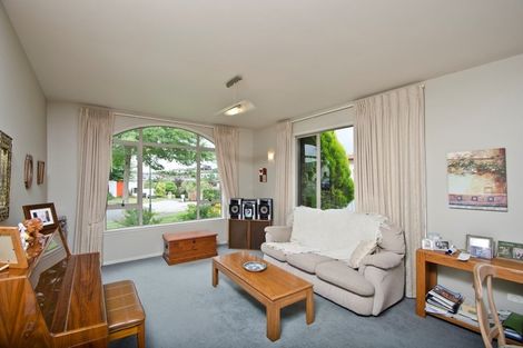 Photo of property in 52 Honeysuckle Lane, Ohauiti, Tauranga, 3112