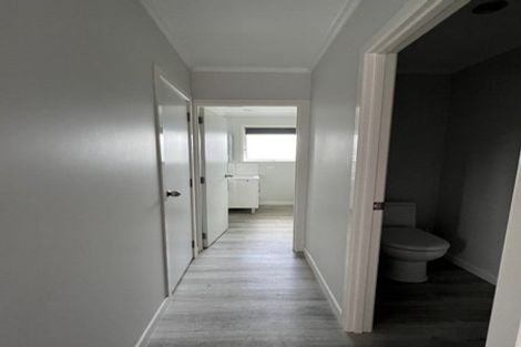 Photo of property in 27 Alma Crescent, Papakura, 2110