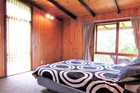 Photo of property in 130 Wyndham Road, Pinehaven, Upper Hutt, 5019