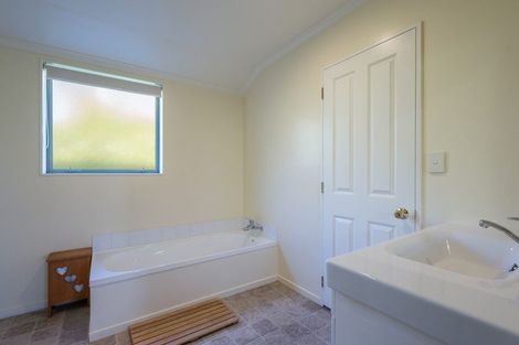 Photo of property in 8 Aspen Place, Stoke, Nelson, 7011