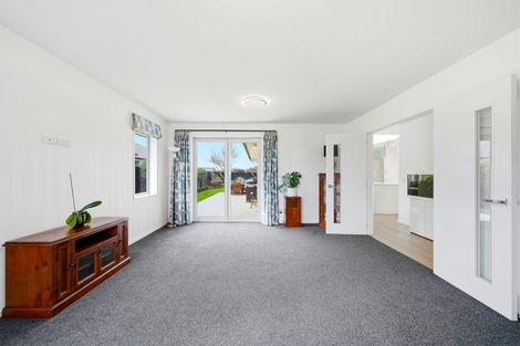 Photo of property in 20 Churchill Drive, Rangiora, 7400