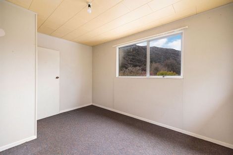 Photo of property in 6 Merioneth Street, Arrowtown, 9302
