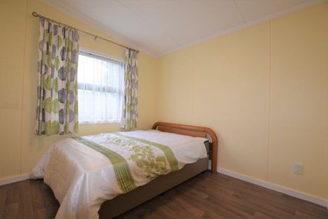 Photo of property in 57 Pomaria Road, Henderson, Auckland, 0610