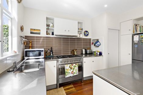 Photo of property in 60 Hobson Street, Thorndon, Wellington, 6011