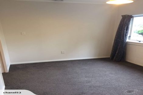 Photo of property in 2/27 Salem Place, Torbay, Auckland, 0630