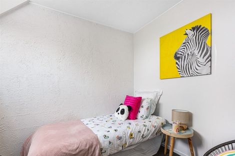 Photo of property in 9/31 Mana Avenue, Titahi Bay, Porirua, 5022