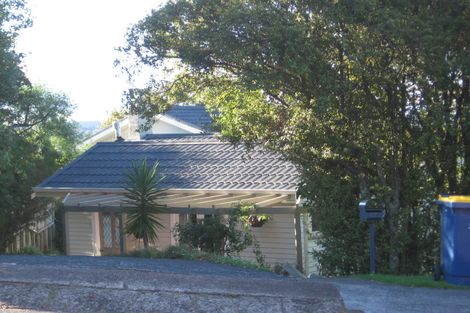 Photo of property in 77 Knights Road, Rothesay Bay, Auckland, 0630