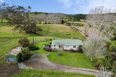 Photo of property in 2192 Omana Road, Pukehuia, Tangiteroria, 0381