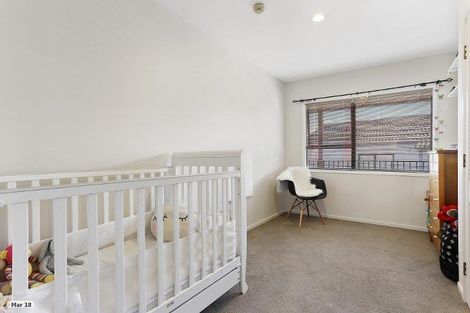 Photo of property in 6 Clearview Heights, Ranui, Auckland, 0612