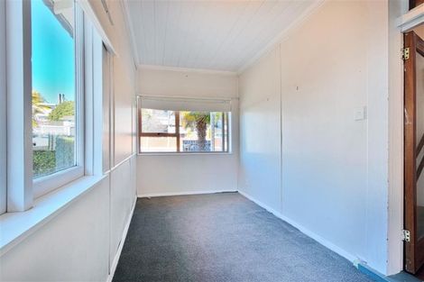 Photo of property in 43 Latham Street, Napier South, Napier, 4110