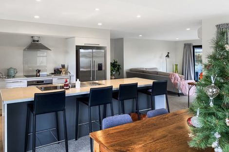 Photo of property in 33 Fairbairn Road, Rolleston, 7614