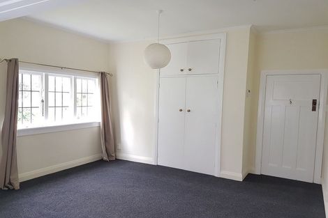 Photo of property in 15a Raine Street, Karori, Wellington, 6012