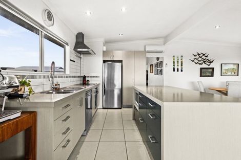 Photo of property in 1/7 The Esplanade, Westshore, Napier, 4110