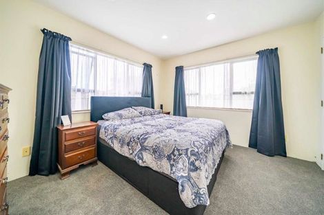 Photo of property in 5 California Drive, Totara Park, Upper Hutt, 5018